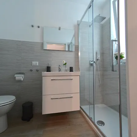 Alojamento de Acomodação e Pequeno-almoço Al Settimo Piano Bari